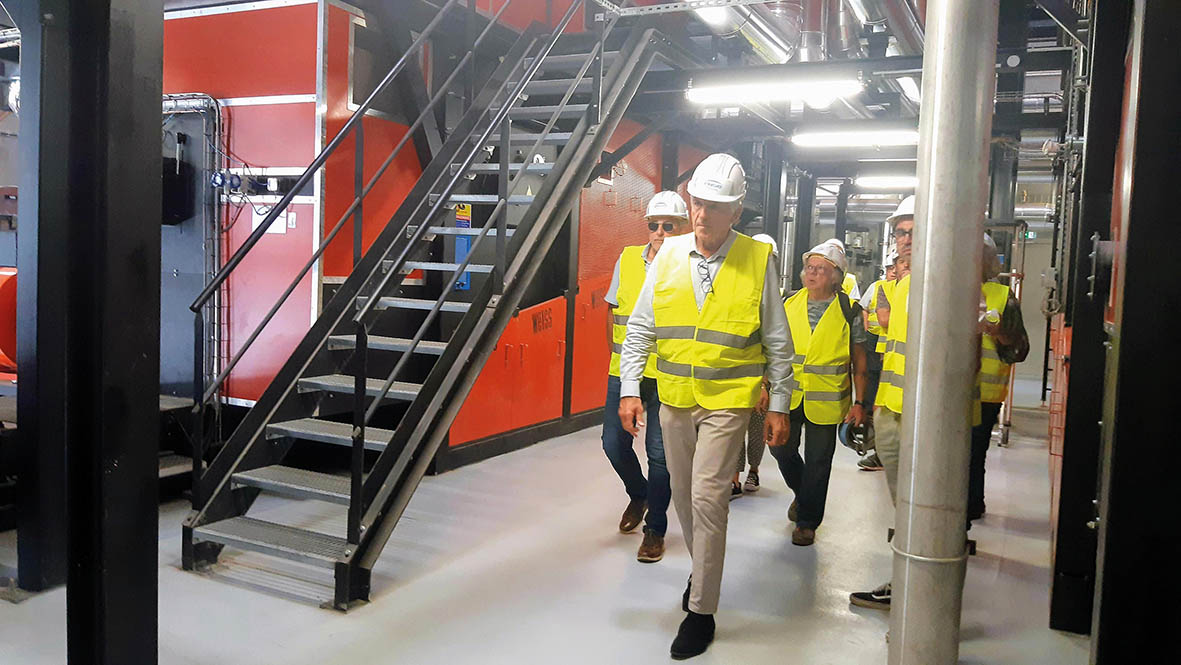 Elus et techniciens ont visité une structure similaire à Lons.