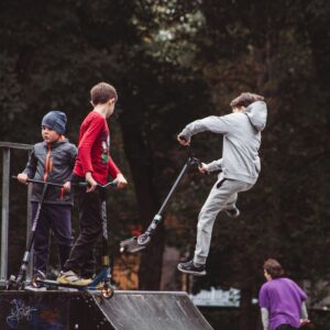 17/07 - TROTTINETTE FREESTYLE - 11/16ans