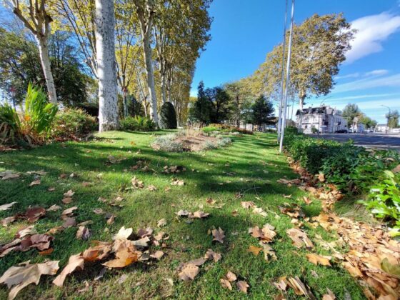 Les services techniques préparent la saison des feuilles